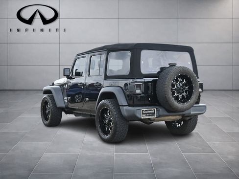 Used 2019 Jeep Wrangler Unlimited Sport S AWD/4WD image 5