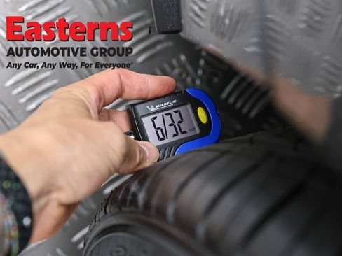 Used 2019 Ford Mustang Coupe RWD image 23