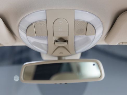 Used 2006 Mercedes-Benz E 350 Sedan image 86