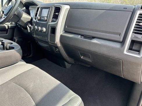 Used 2024 RAM 1500 Classic SLT image 19