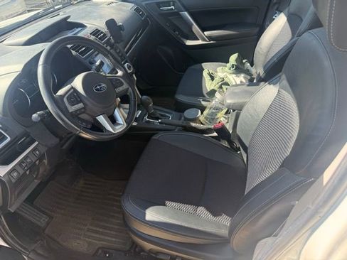 Used 2018 Subaru Forester 2.5i Premium w/ Popular Package #3B image 2