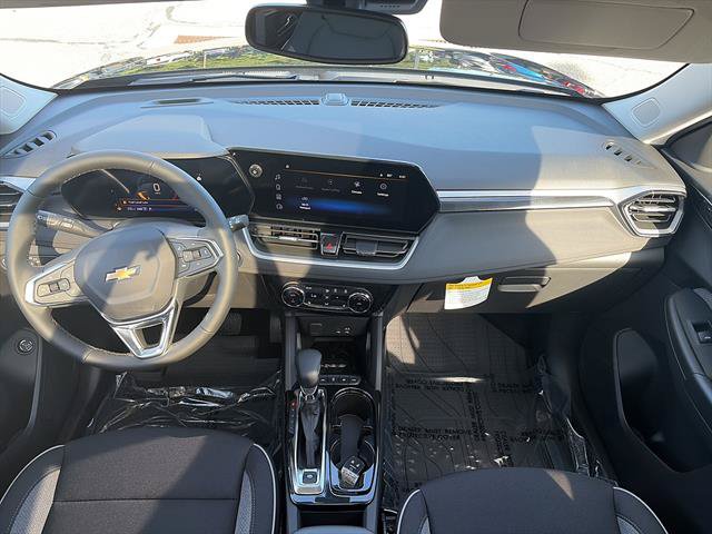 New 2026 Chevrolet TrailBlazer LT w/ Convenience Package AWD/4WD image 13