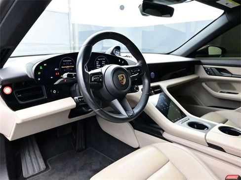 Used 2023 Porsche Taycan 4S image 4