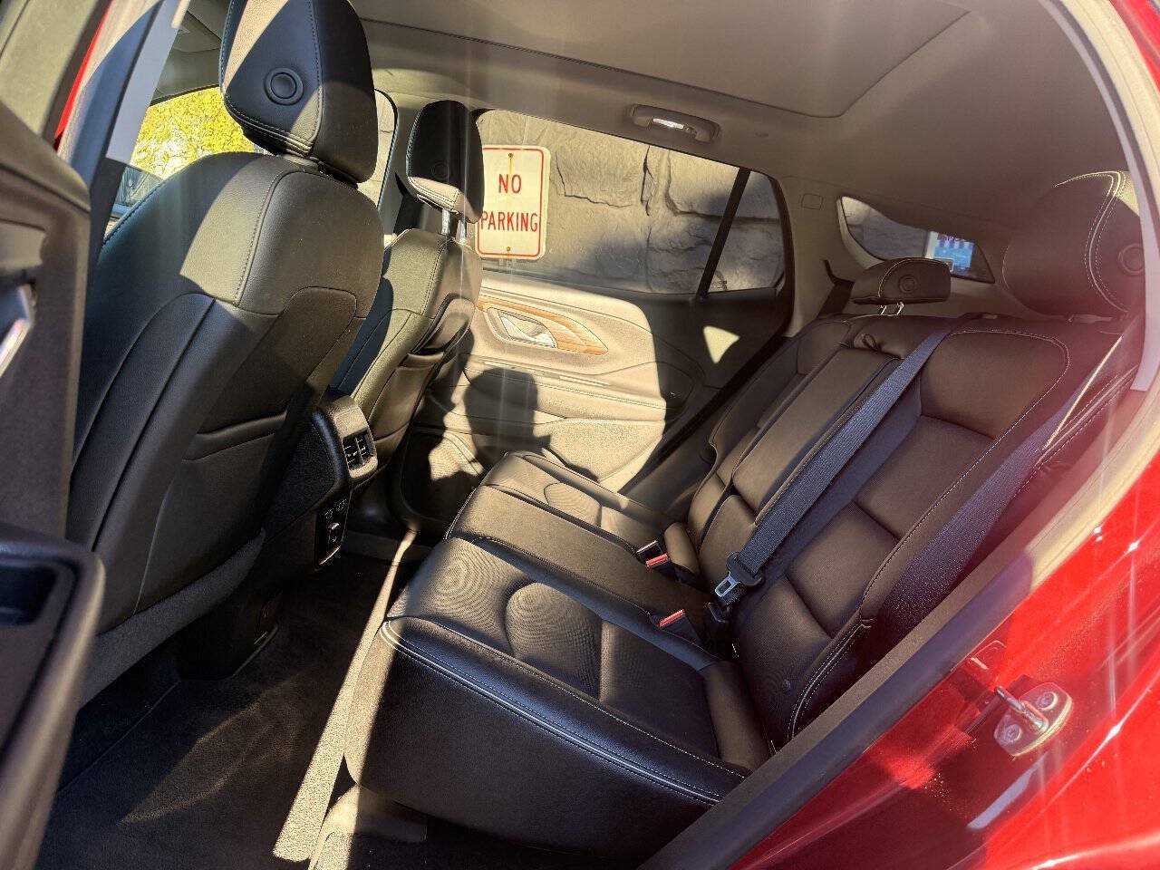 Used 2018 GMC Terrain Denali w/ Advanced Safety Package AWD/4WD image 10