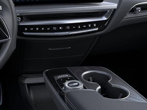 New 2026 Cadillac Lyriq V AWD/4WD image 23