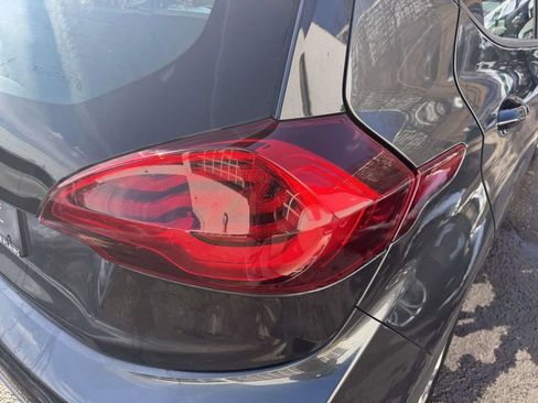 Used 2021 Chevrolet Bolt LT image 10