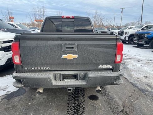 Used 2016 Chevrolet Silverado 1500 High Country w/ High Country Premium Package image 3