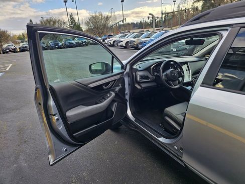 Used 2023 Subaru Outback Onyx Edition image 19