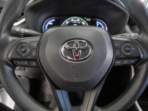 Certified 2025 Toyota RAV4 XLE image 26