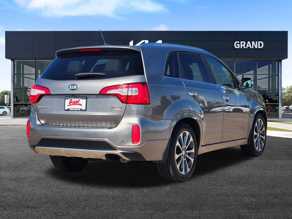Used 2014 Kia Sorento SX w/ 3rd Row Package FWD image 5