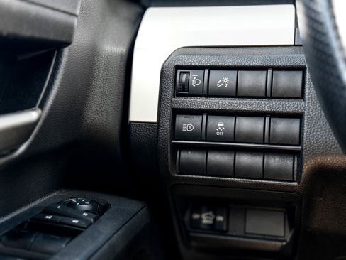 Used 2024 Toyota Tacoma TRD Off-Road AWD/4WD image 14