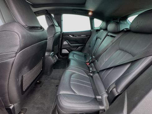 Used 2020 Maserati Levante GranSport image 16