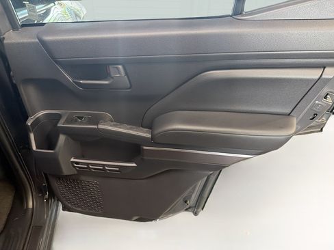Used 2026 Toyota 4Runner SR5 AWD/4WD image 30