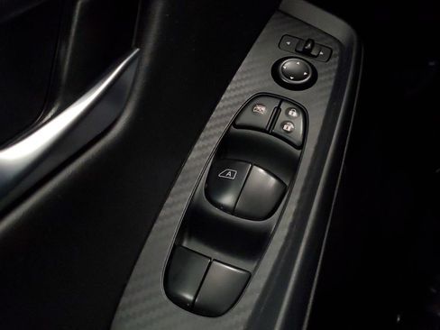 Used 2024 Nissan Sentra SV FWD image 16