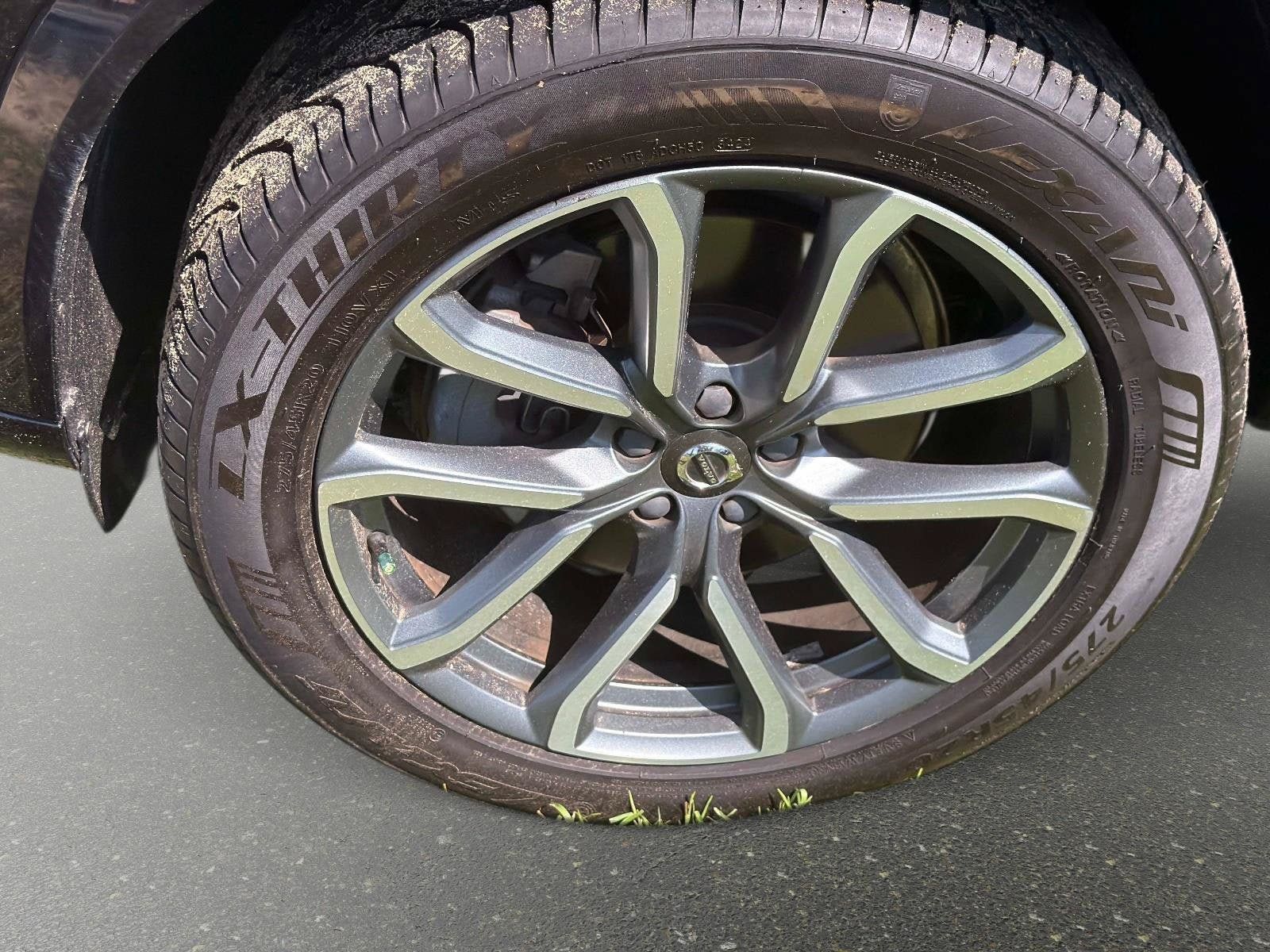 Used 2019 Volvo XC90 T5 Momentum w/ Protection Package Premier AWD/4WD image 10
