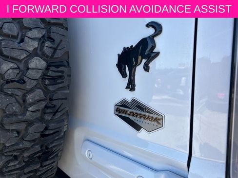 Used 2022 Ford Bronco Wildtrak image 19