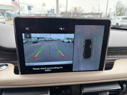 Used 2023 Lincoln Aviator Grand Touring w/ Elements Package Plus image 25