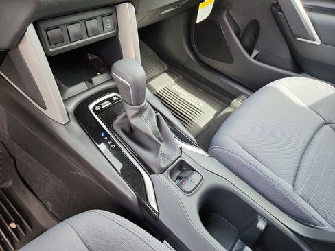 Used 2025 Toyota Corolla Cross AWD Hybrid w/ Moonroof Package image 18