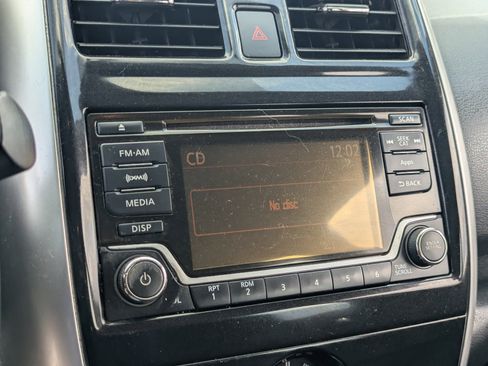 Used 2016 Nissan Versa Note SV image 22