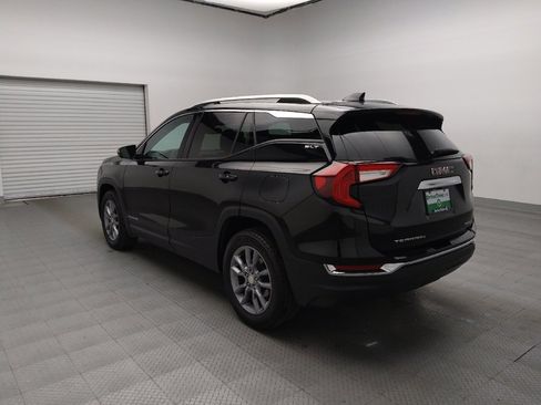 Used 2024 GMC Terrain SLT image 5