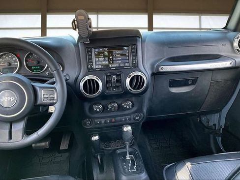 Used 2015 Jeep Wrangler Unlimited Sahara w/ Max Tow Package image 6