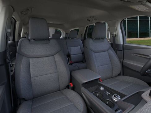 New 2025 Ford Explorer Active image 10