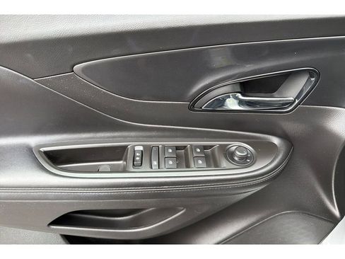 Used 2018 Buick Encore Preferred image 13