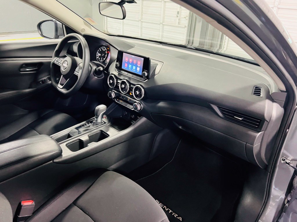 Used 2025 Nissan Sentra S FWD image 31