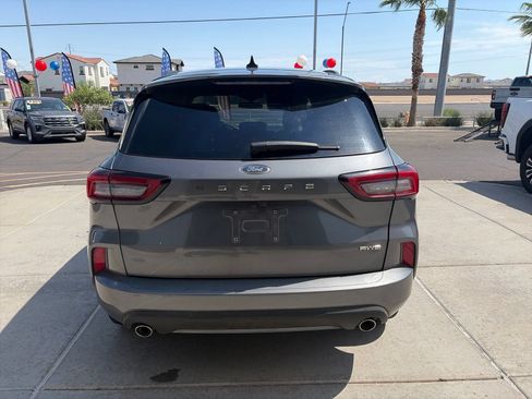 Used 2023 Ford Escape ST-Line AWD/4WD image 4
