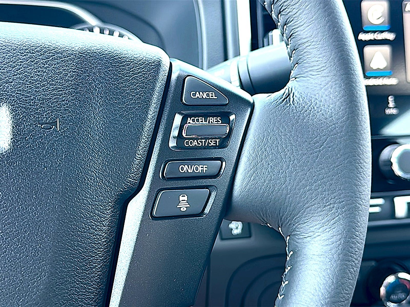 New 2026 Nissan Frontier SV w/ All-Weather Content Package RWD image 18