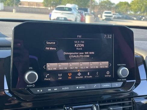 Used 2025 Nissan Pathfinder SV FWD image 19