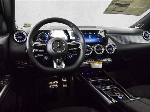 New 2026 Mercedes-Benz GLA 35 AMG 4MATIC image 20