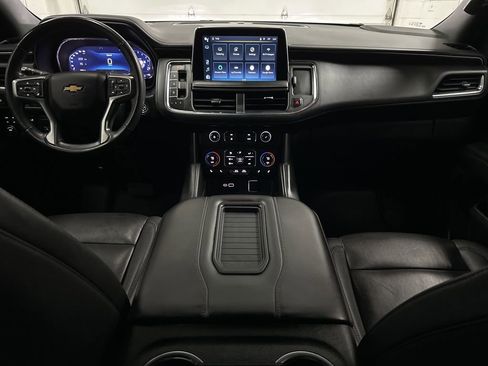Used 2023 Chevrolet Tahoe Z71 w/ Luxury Package AWD/4WD image 22