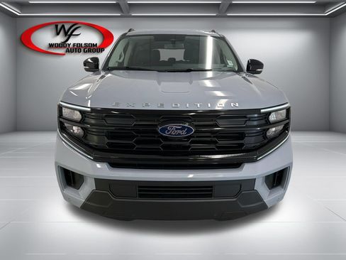 New 2026 Ford Expedition Max Active RWD image 2