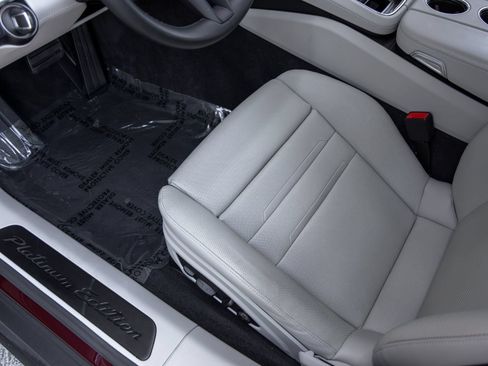 Certified 2023 Porsche Panamera Platinum Edition RWD image 26