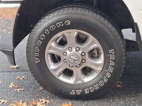 Used 2023 RAM 2500 Big Horn w/ Level 1 Equipment Group image 8