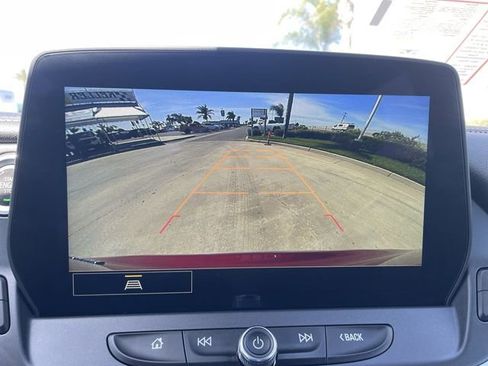 Used 2023 Chevrolet Blazer LT FWD image 14