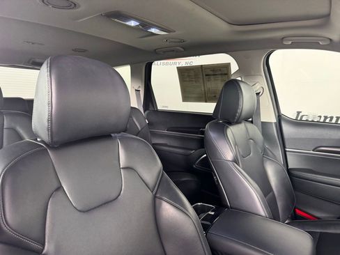 Used 2025 Kia Telluride S AWD/4WD image 34