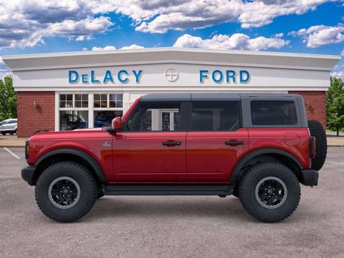 New 2026 Ford Bronco Outer Banks w/ Sasquatch Package AWD/4WD image 3