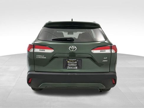 Used 2023 Toyota Corolla Cross LE AWD/4WD image 9