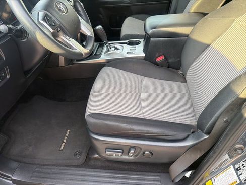 Used 2024 Toyota 4Runner SR5 image 7