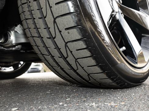 Certified 2025 Bentley Bentayga AWD/4WD image 85
