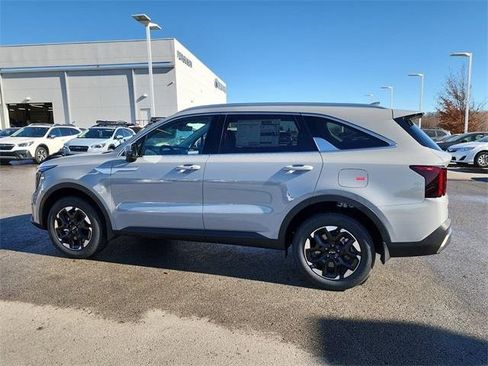 New 2026 Kia Sorento S image 8