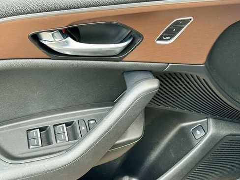 Used 2021 Acura TLX image 19