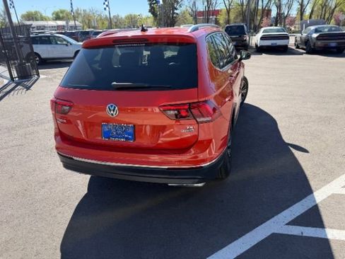 Used 2018 Volkswagen Tiguan SEL image 17