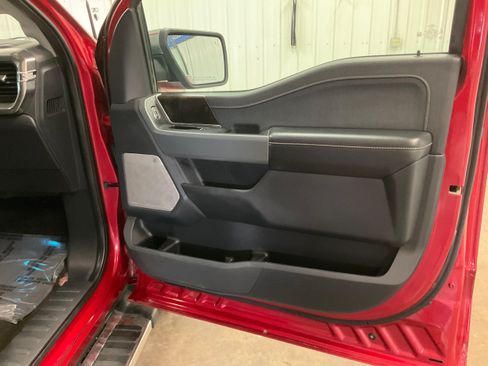 Used 2022 Ford F150 Lariat w/ Max Trailer Tow Package AWD/4WD image 26