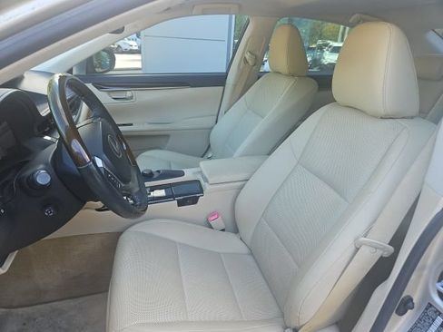 Used 2015 Lexus ES 350 w/ Premium Package FWD image 10