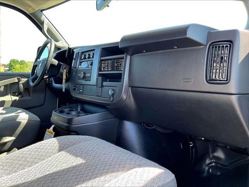 New 2026 Chevrolet Express 2500 w/ Driver Convenience Package RWD image 9