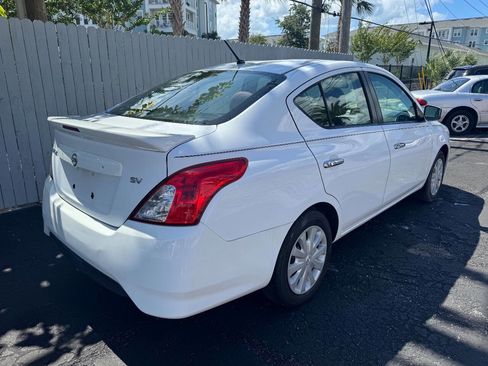 Used 2018 Nissan Versa SV image 31