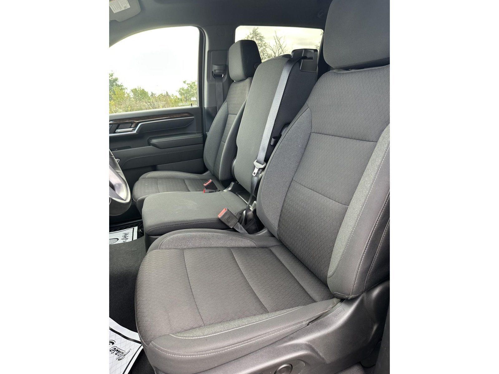 Used 2025 GMC Sierra 2500 SLE w/ Preferred Package AWD/4WD image 37